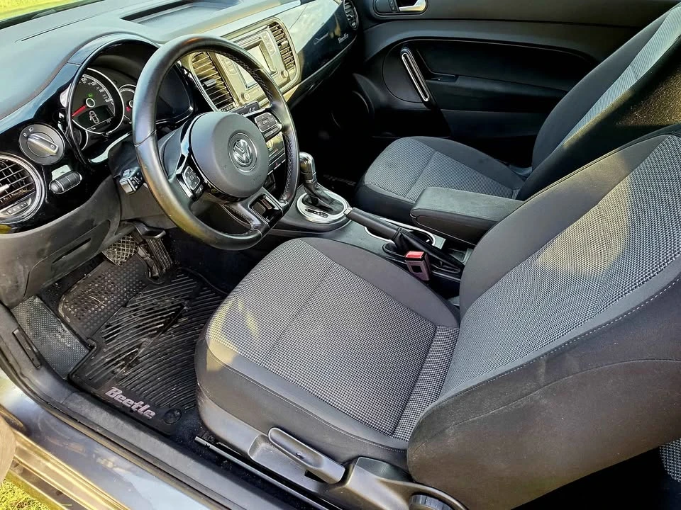 2018 Volkswagen A5 Beetle - Image 6 of 10