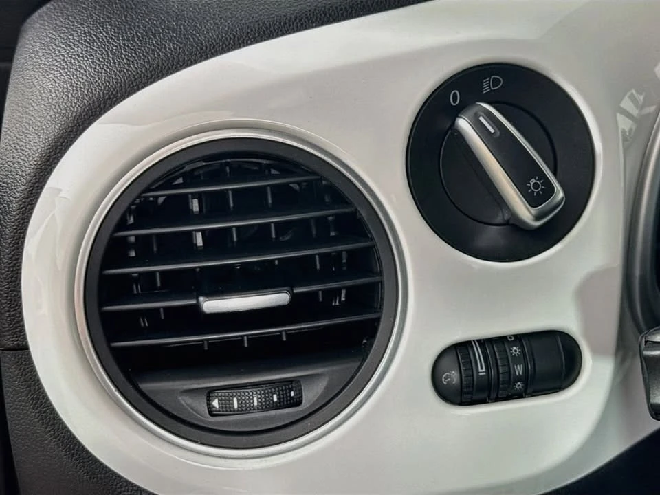 2018 Volkswagen A5 Beetle - Image 11 of 20