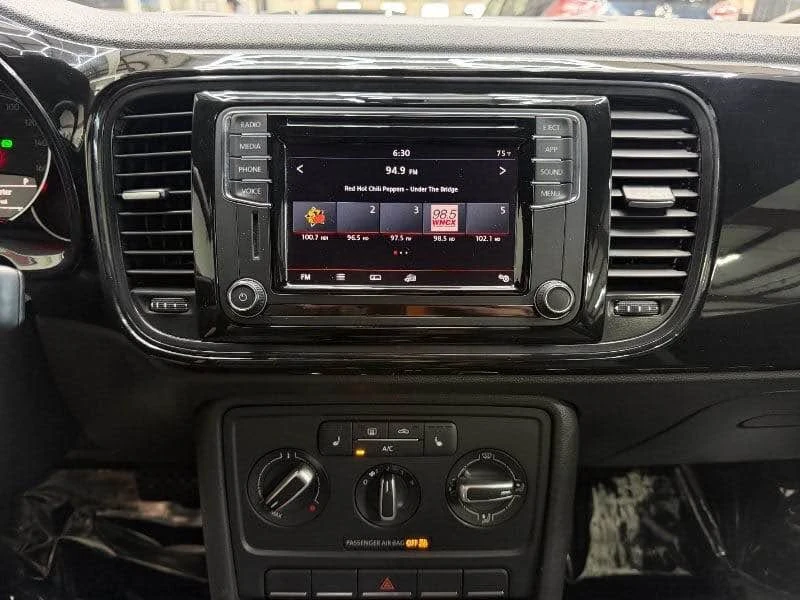 2018 Volkswagen A5 Beetle - Image 8 of 10