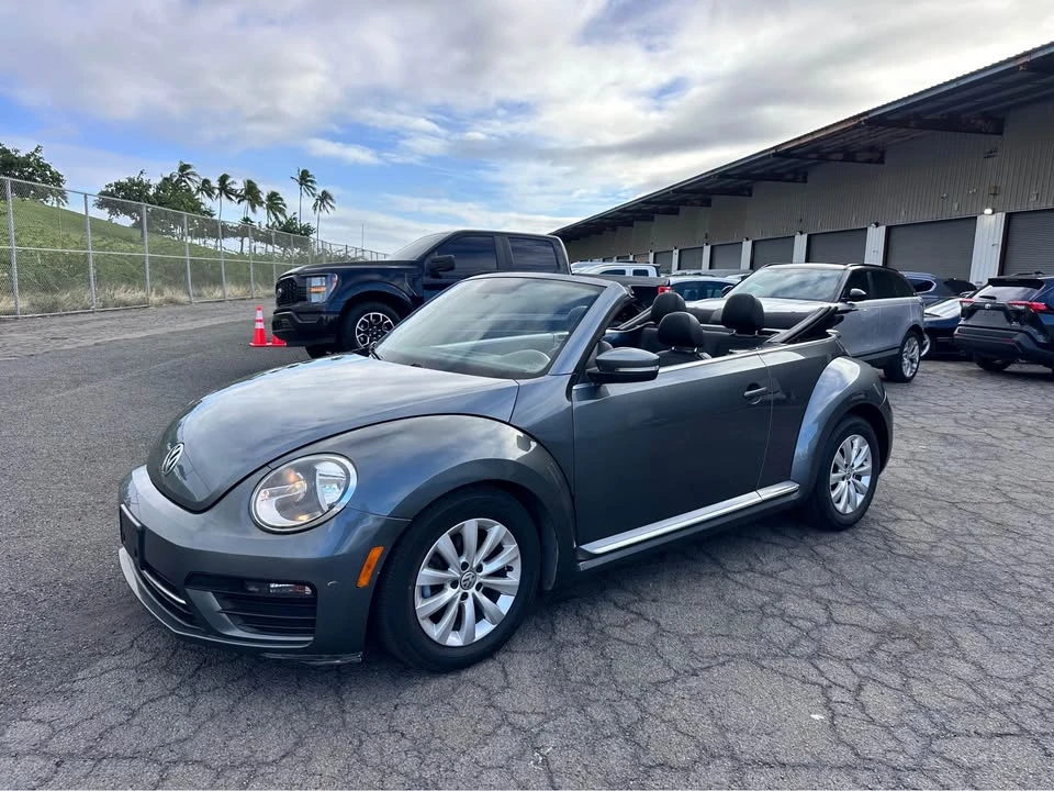 2018 Volkswagen A5 Beetle - Image 2 of 10