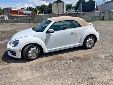 2018 Volkswagen Beetle 2.0T SE Convertible