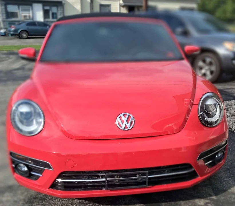 2018 Volkswagen A5 Beetle - Image 2 of 10