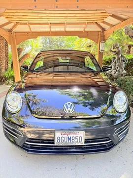 2018 Volkswagen Beetle 2.0T Turbo Convertible 2D
