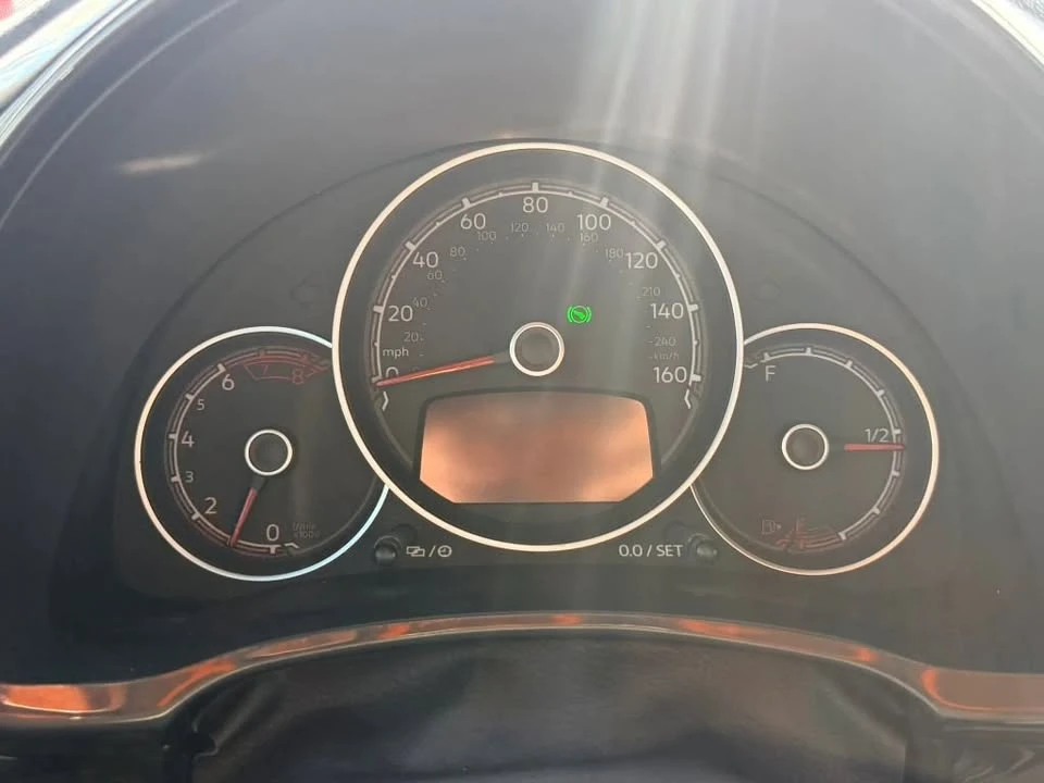 2018 Volkswagen A5 Beetle - Image 2 of 9