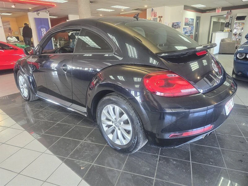 2018 Volkswagen A5 Beetle - Image 2 of 10