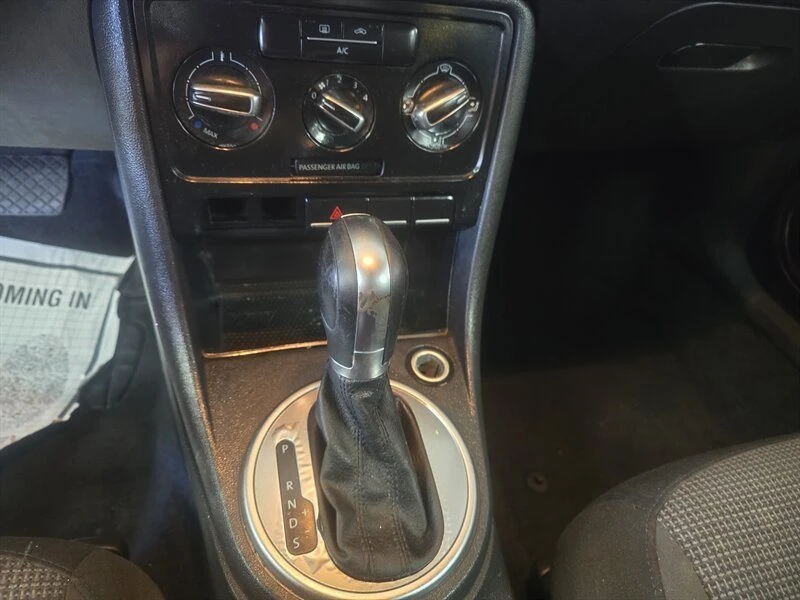 2018 Volkswagen A5 Beetle - Image 6 of 10