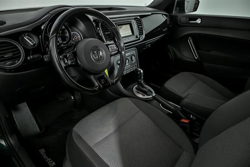 2018 Volkswagen A5 Beetle - Image 16 of 21