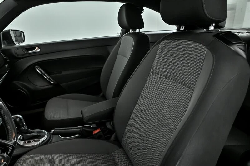 2018 Volkswagen A5 Beetle - Image 18 of 21