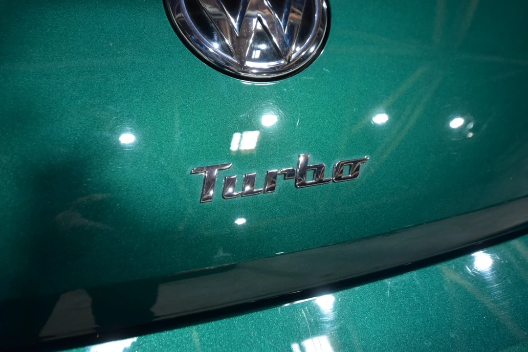 2018 Volkswagen A5 Beetle - Image 9 of 12
