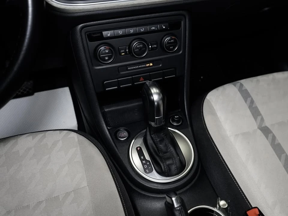 2018 Volkswagen A5 Beetle - Image 17 of 19