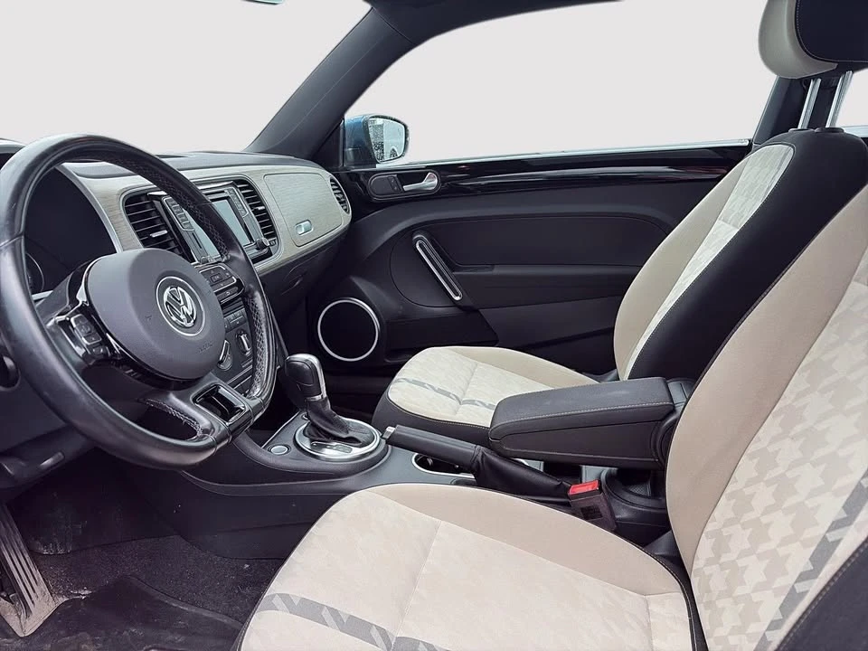2018 Volkswagen A5 Beetle - Image 7 of 10
