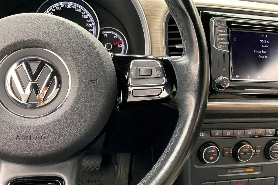 2018 Volkswagen A5 Beetle - Image 12 of 15