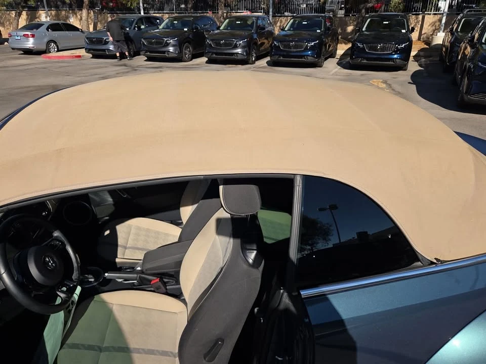 2018 Volkswagen A5 Beetle - Image 14 of 16