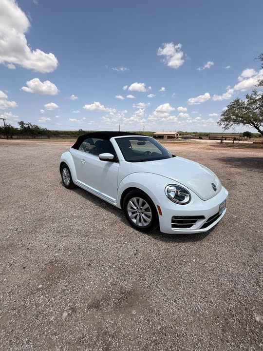 2018 Volkswagen A5 Beetle - Image 2 of 7