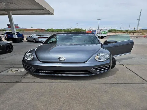 2018 Volkswagen Beetle Convertible