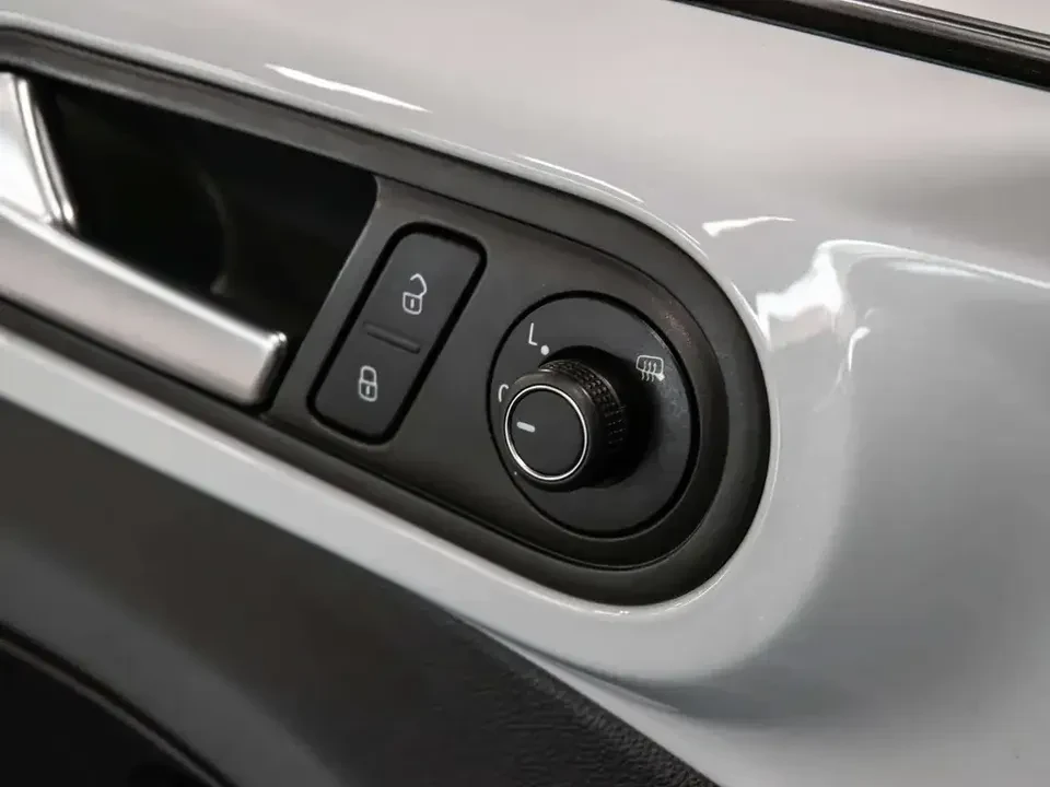 2018 Volkswagen A5 Beetle - Image 9 of 20