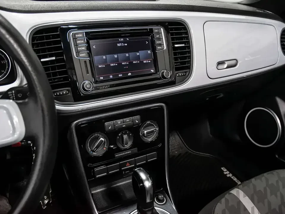 2018 Volkswagen A5 Beetle - Image 14 of 20