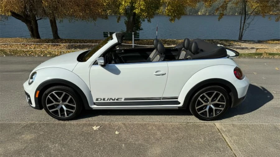2018 Volkswagen A5 Beetle - Image 2 of 26