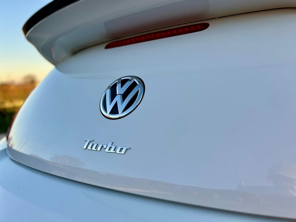 2018 Volkswagen A5 Beetle - Image 25 of 31
