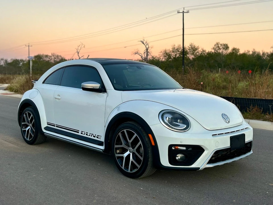 2018 Volkswagen A5 Beetle - Image 10 of 31
