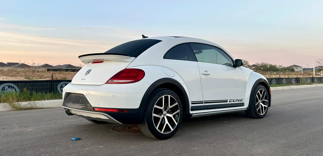 2018 Volkswagen A5 Beetle - Image 9 of 31