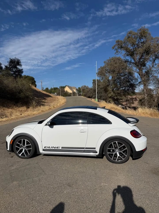 2018 Volkswagen A5 Beetle - Image 2 of 12