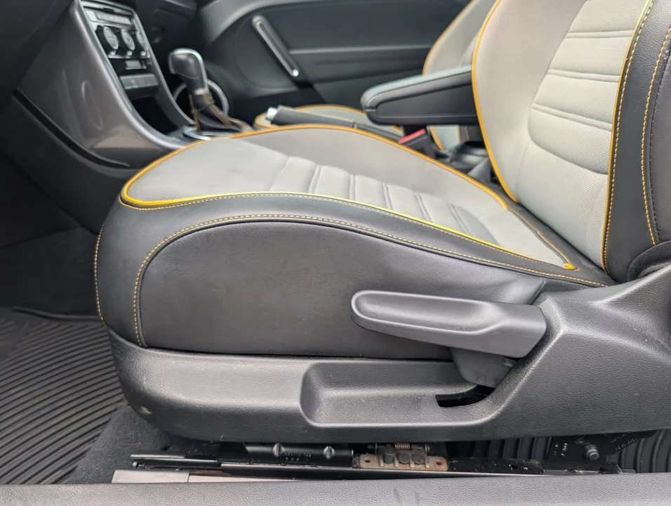 2018 Volkswagen A5 Beetle - Image 9 of 20