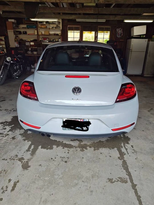 2018 Volkswagen A5 Beetle - Image 2 of 10