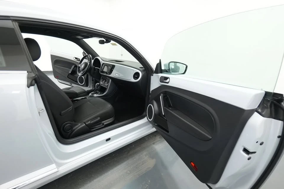 2018 Volkswagen A5 Beetle - Image 18 of 20