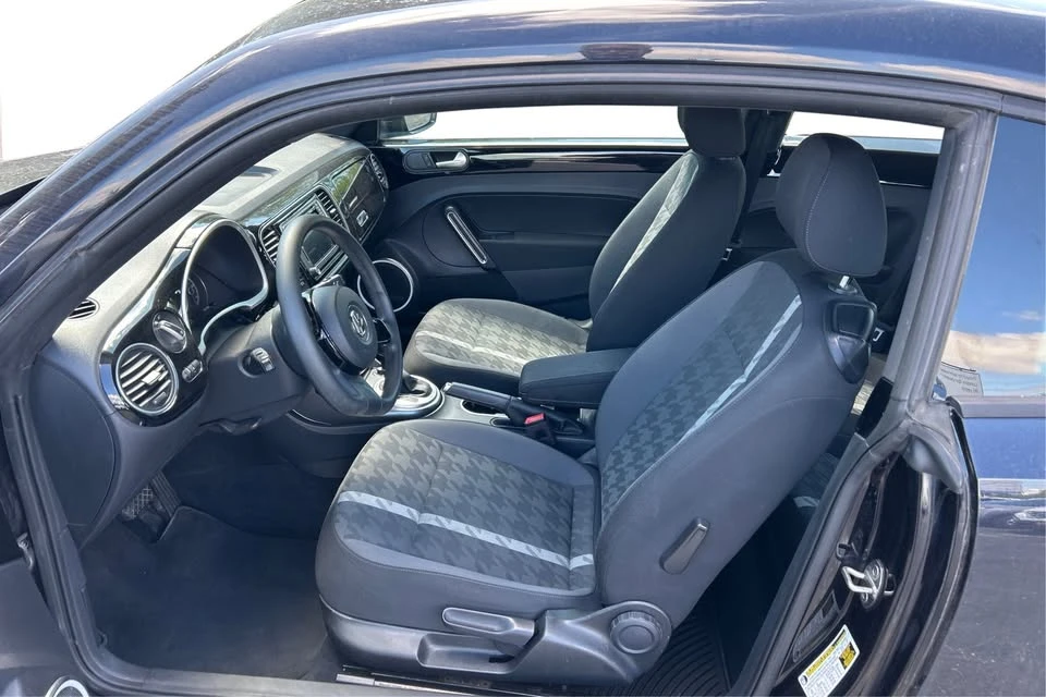2018 Volkswagen A5 Beetle - Image 10 of 20