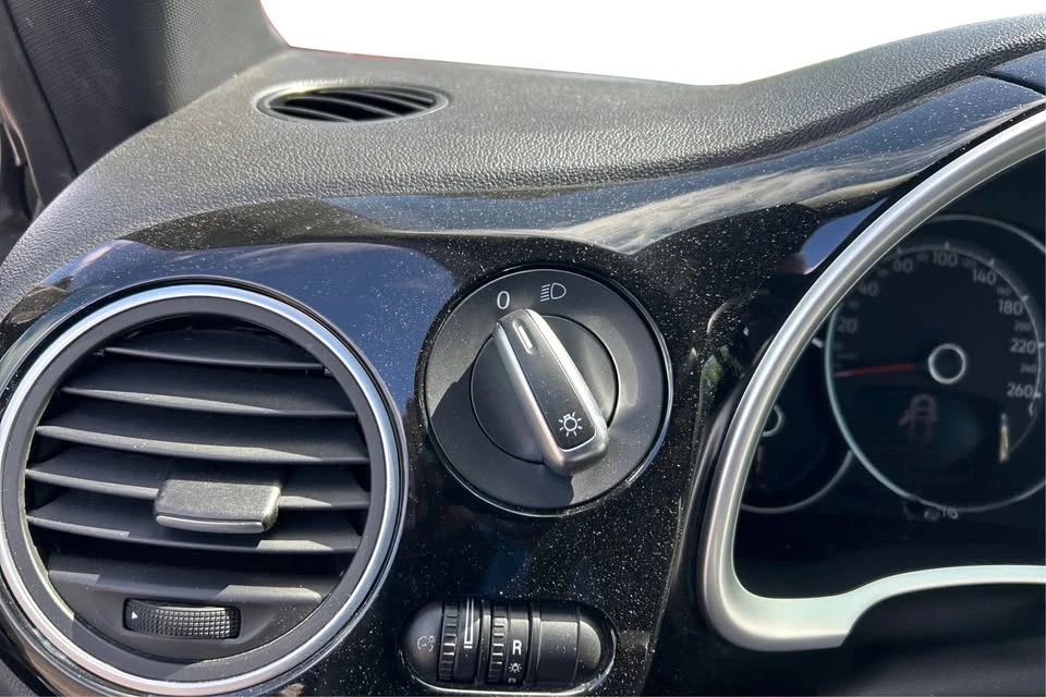 2018 Volkswagen A5 Beetle - Image 19 of 20