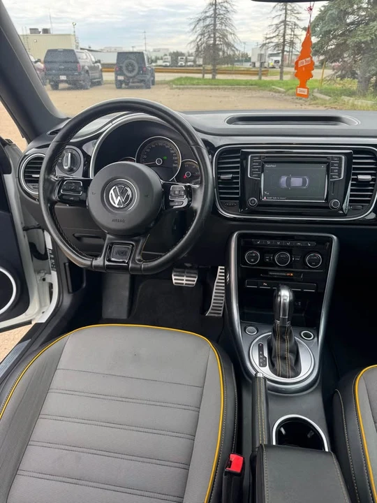 2018 Volkswagen A5 Beetle - Image 18 of 20