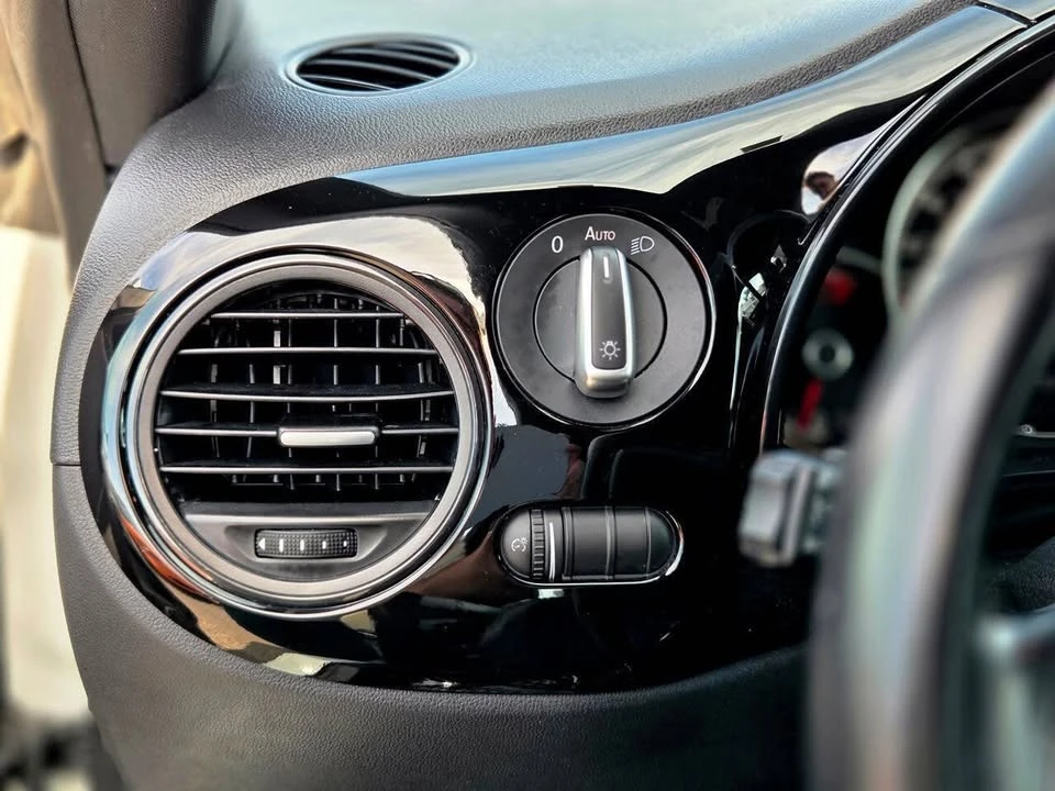 2018 Volkswagen A5 Beetle - Image 13 of 20