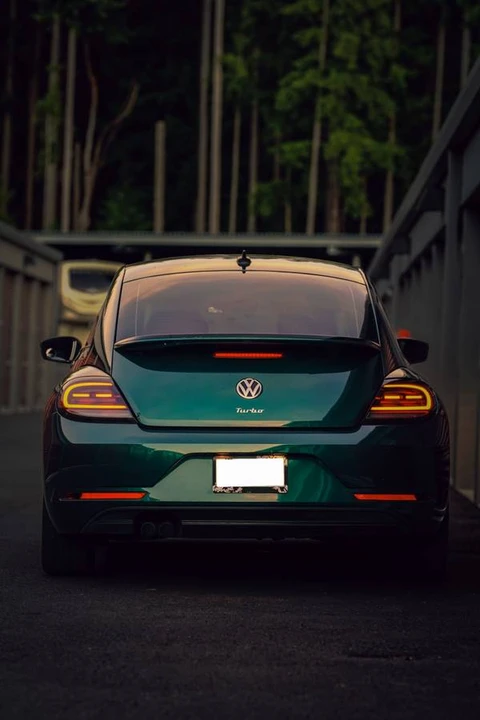 2018 Volkswagen A5 Beetle - Image 2 of 9