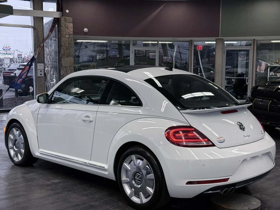2018 Volkswagen A5 Beetle - Image 11 of 12
