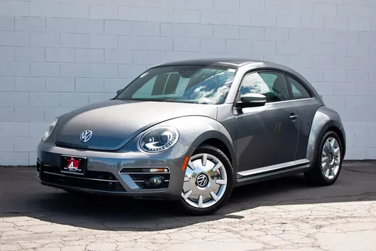 2018 Volkswagen Beetle SE