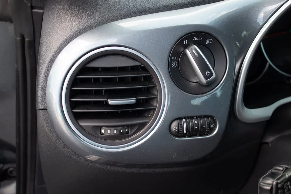 2018 Volkswagen A5 Beetle - Image 17 of 19