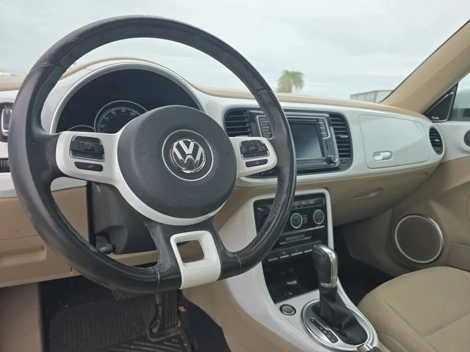 2018 Volkswagen A5 Beetle - Image 9 of 15