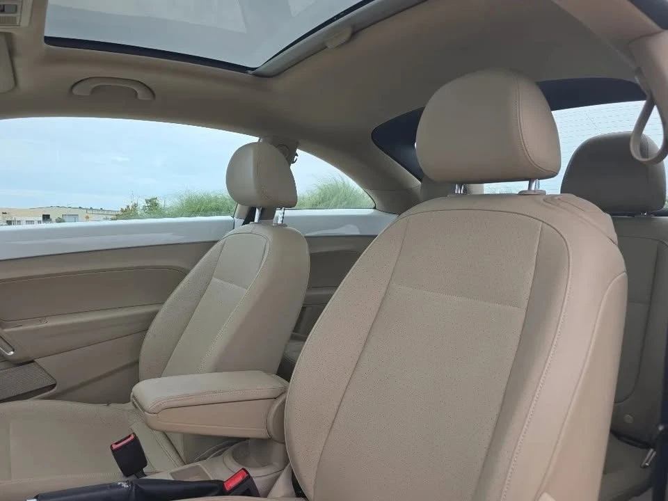 2018 Volkswagen A5 Beetle - Image 5 of 15