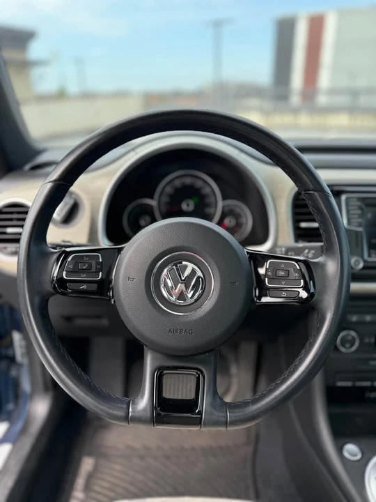 2018 Volkswagen A5 Beetle - Image 11 of 13
