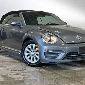 2018 Volkswagen Beetle Turbo Convertible 2D