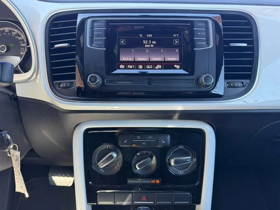 2018 Volkswagen A5 Beetle - Image 11 of 20