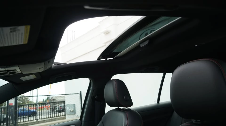2018 Volkswagen GTI Mk7 - Image 7 of 17