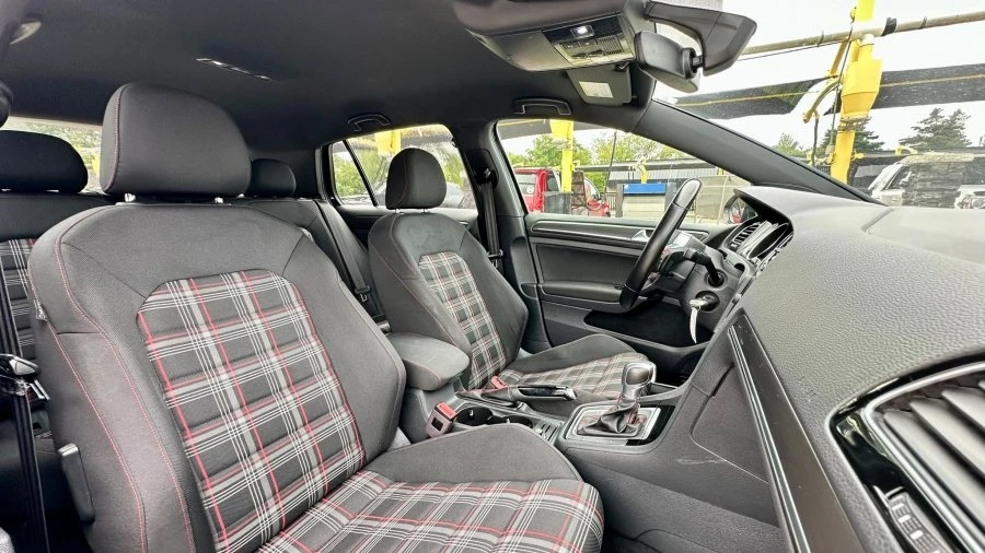 2018 Volkswagen GTI Mk7 - Image 17 of 20