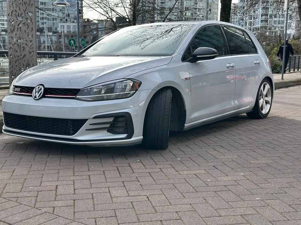 2018 Volkswagen GTI Mk7 - Image 2 of 19