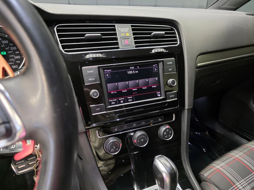 2018 Volkswagen GTI Mk7 - Image 19 of 21