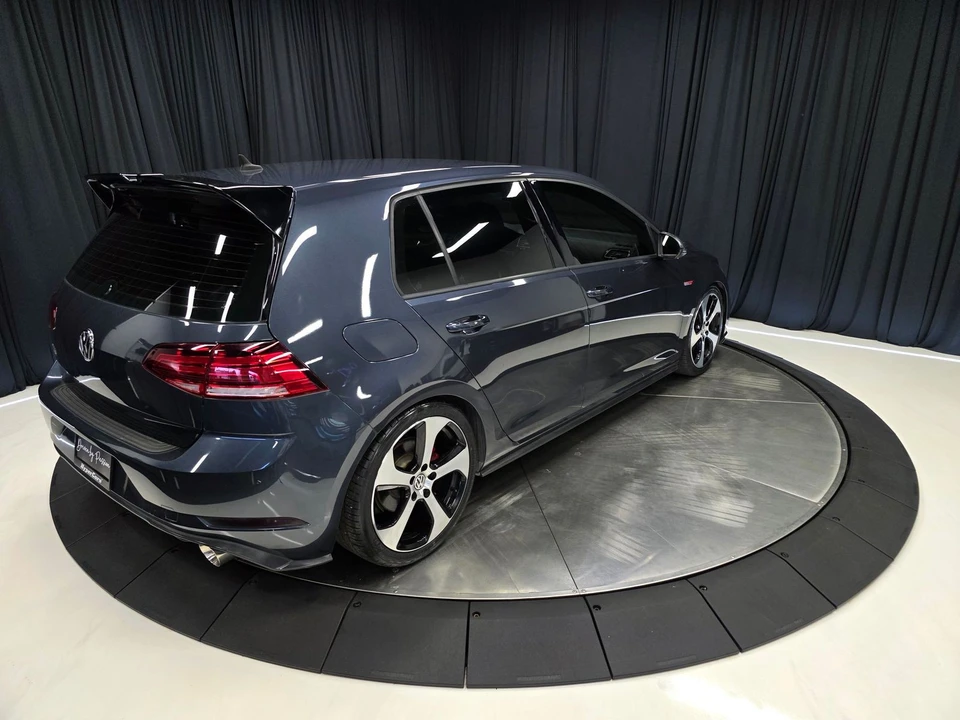 2018 Volkswagen GTI Mk7 - Image 10 of 21