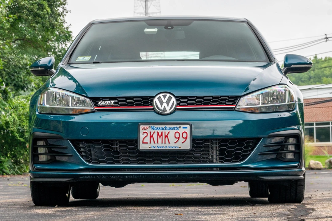 2018 Volkswagen GTI Mk7 - Image 2 of 31