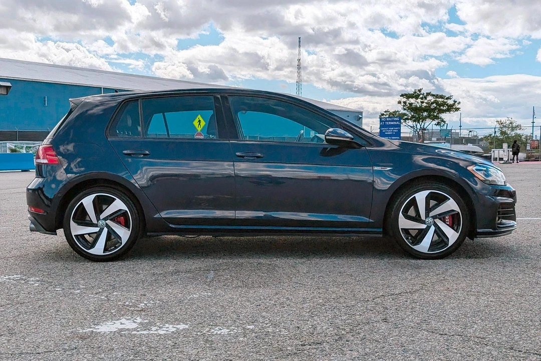 2018 Volkswagen GTI Mk7 - Image 28 of 31