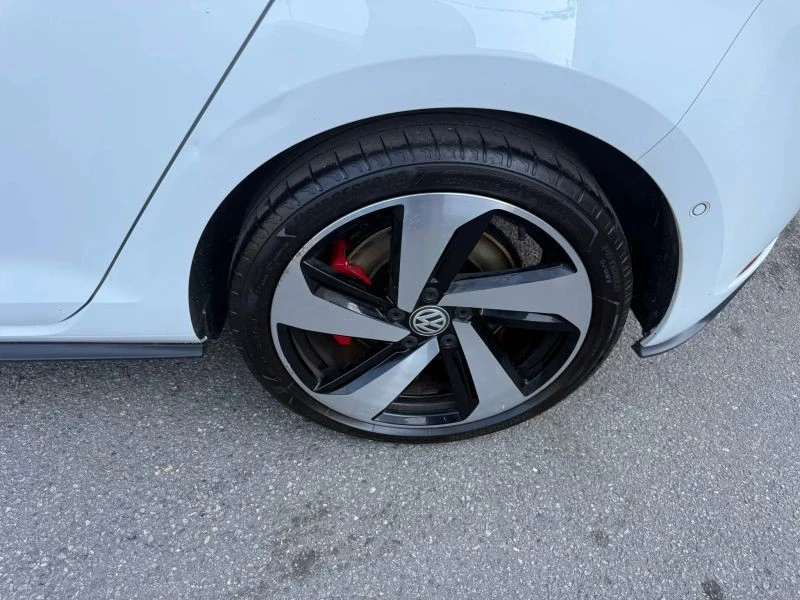 2018 Volkswagen GTI Mk7 - Image 9 of 12